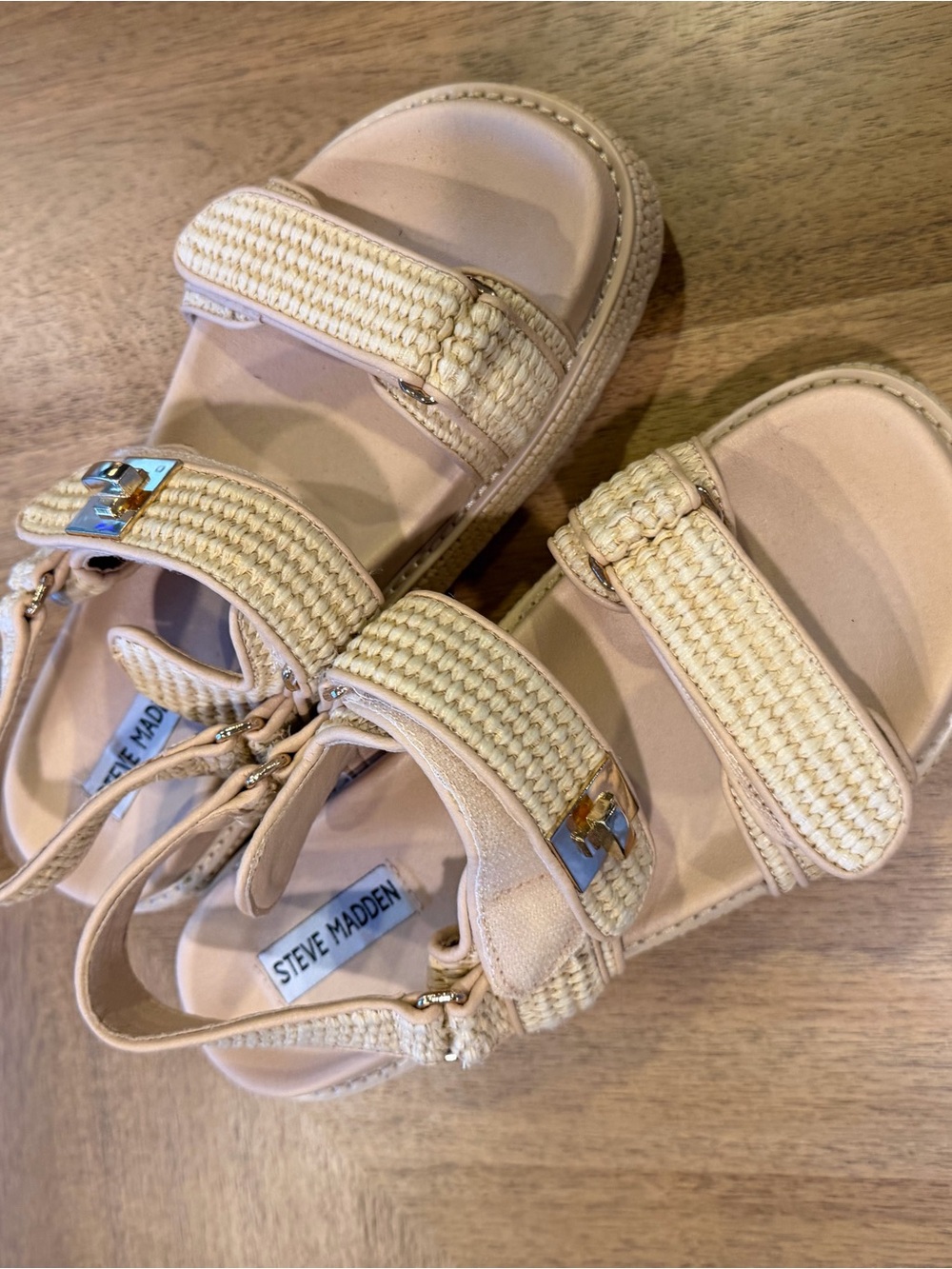 Steve Madden Kids Beige Woven Velcro Sandals with Gold Accent